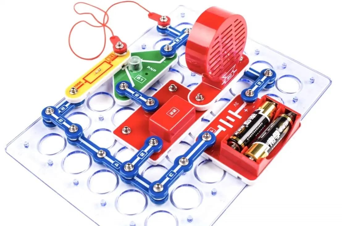 Non-ATL robotics and STEM product kits for schools teaching technology from Grade 1 — BDS Education